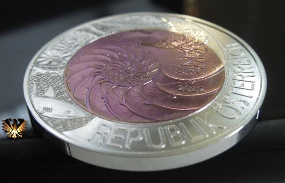 25  Euro Österreich, Silber- Niobmünze von 2012. Motto: Bionik, Der Mansch, die Natur und Technik. Bimetall Gedenkmünze